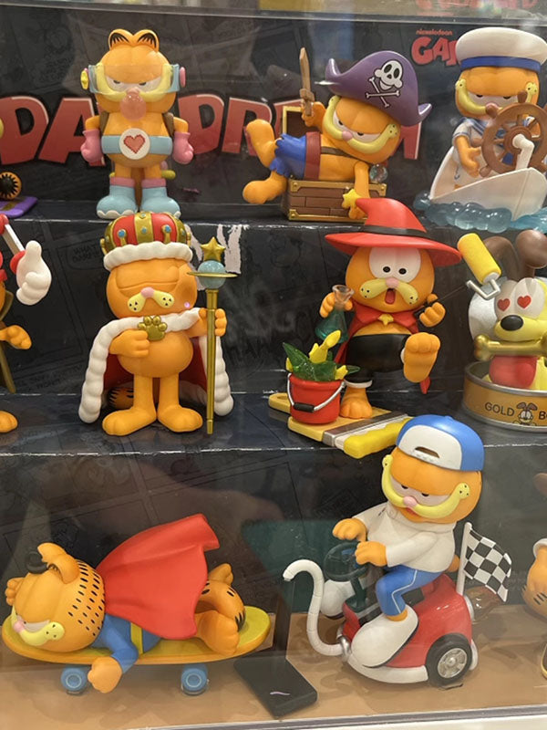 DMHTOY POPMART Day Dream Series Garfield Blind Box