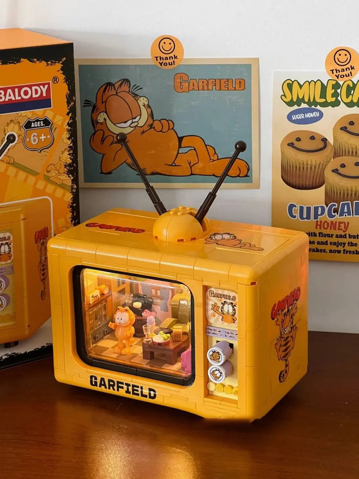 DMHTOY In Stock Balody Garfield Television 1056pcs Building Blocks