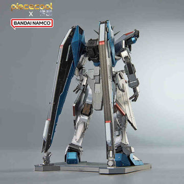 Freedom Gundam Stainless Steel Model Kit