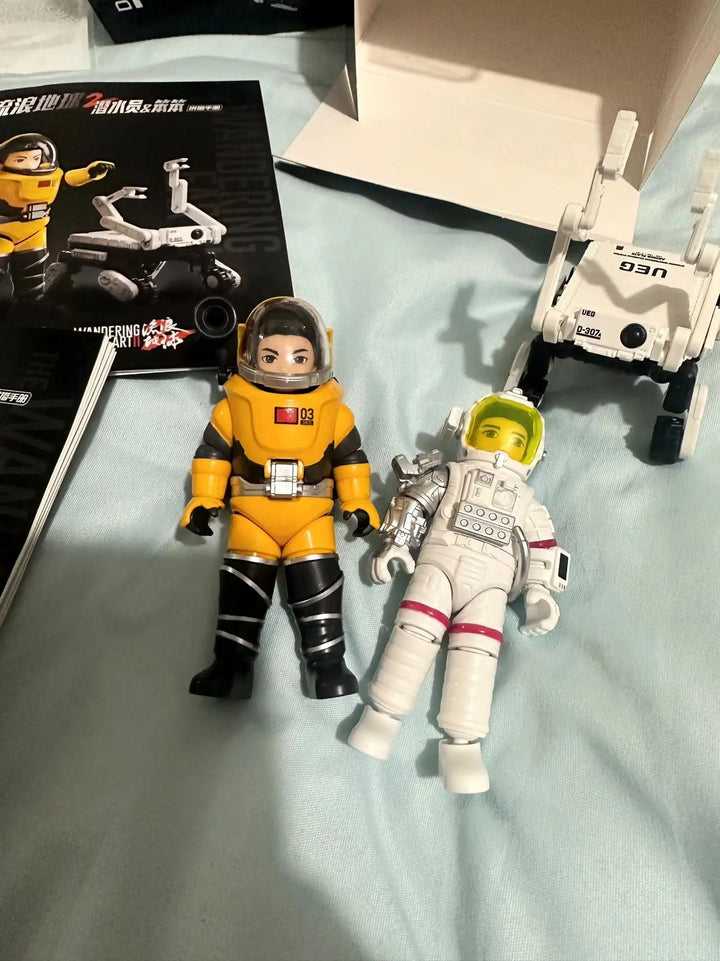DMHTOY In Stock The Wandering Earth II Divers&BenBen Aviation Pilot&MMU Manned Maneuvering Unit Mini Figure