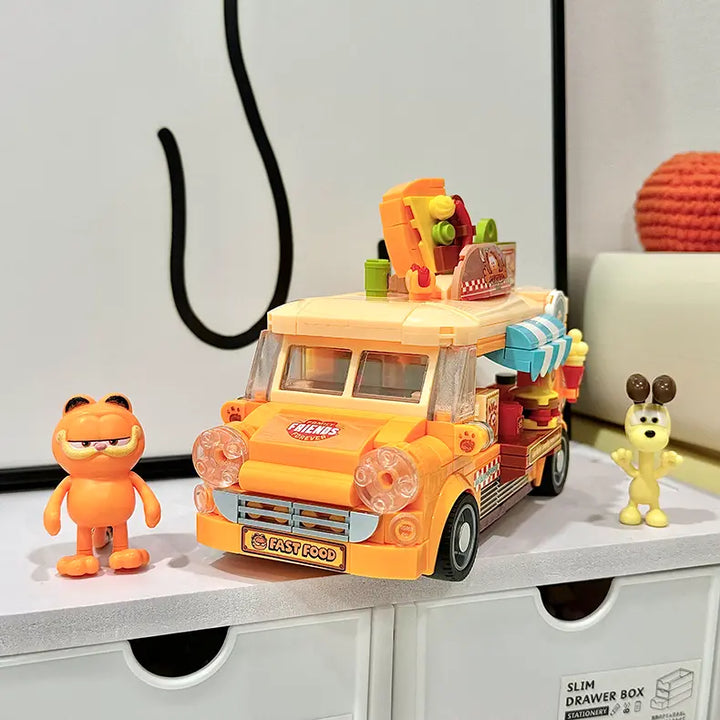 DMHTOY Garfield's Fast Food Truck Series 450pcs Mini Builind Blocks